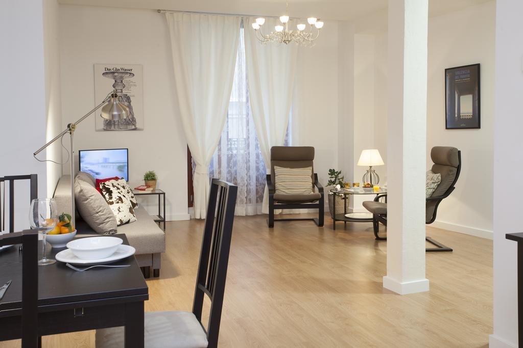 Singularstays Plaza Redonda Valencia Room photo