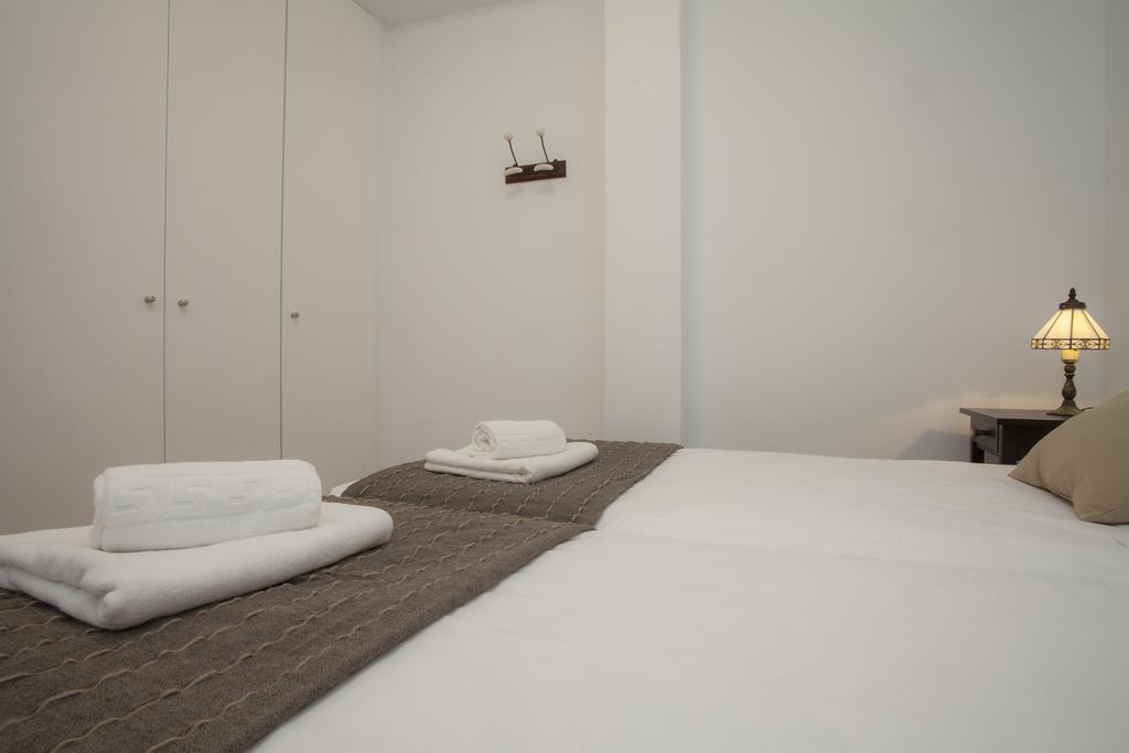 Singularstays Plaza Redonda Valencia Room photo